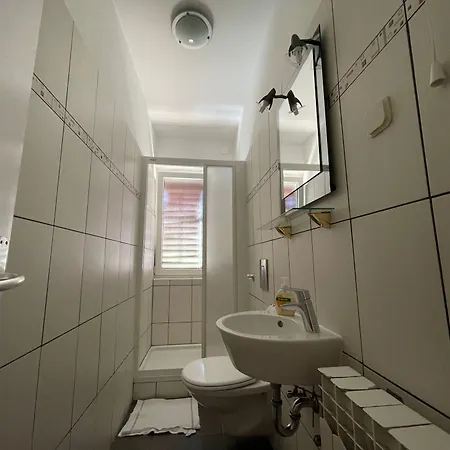 In House - S1 - Double With Ensuite Bathroom And Balcony In The Centre Of Jelsa, Hvar *